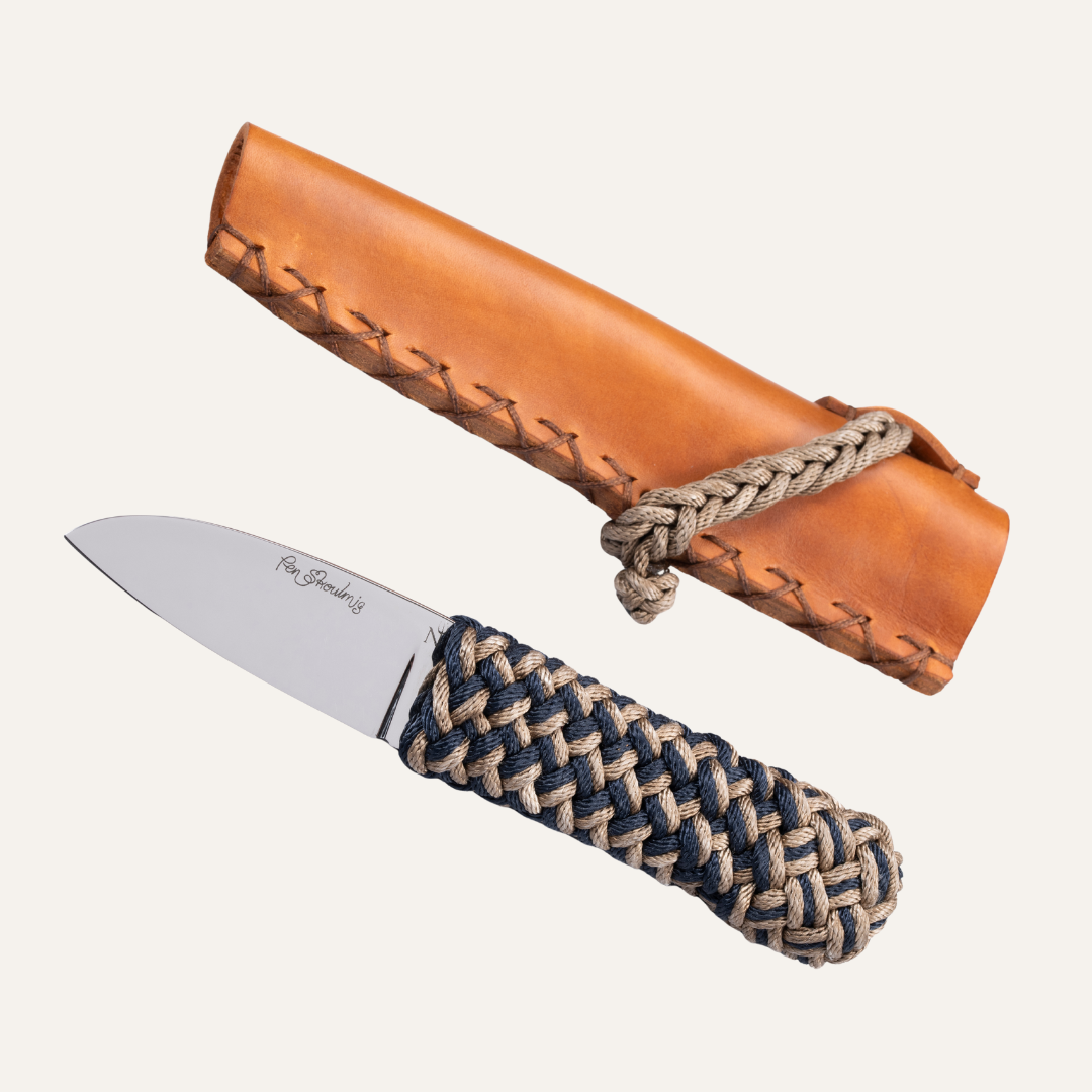 Couteau Pen Skoulmig - Manche ligne à thon tressée bleu/brun et lame acier inox 14C28